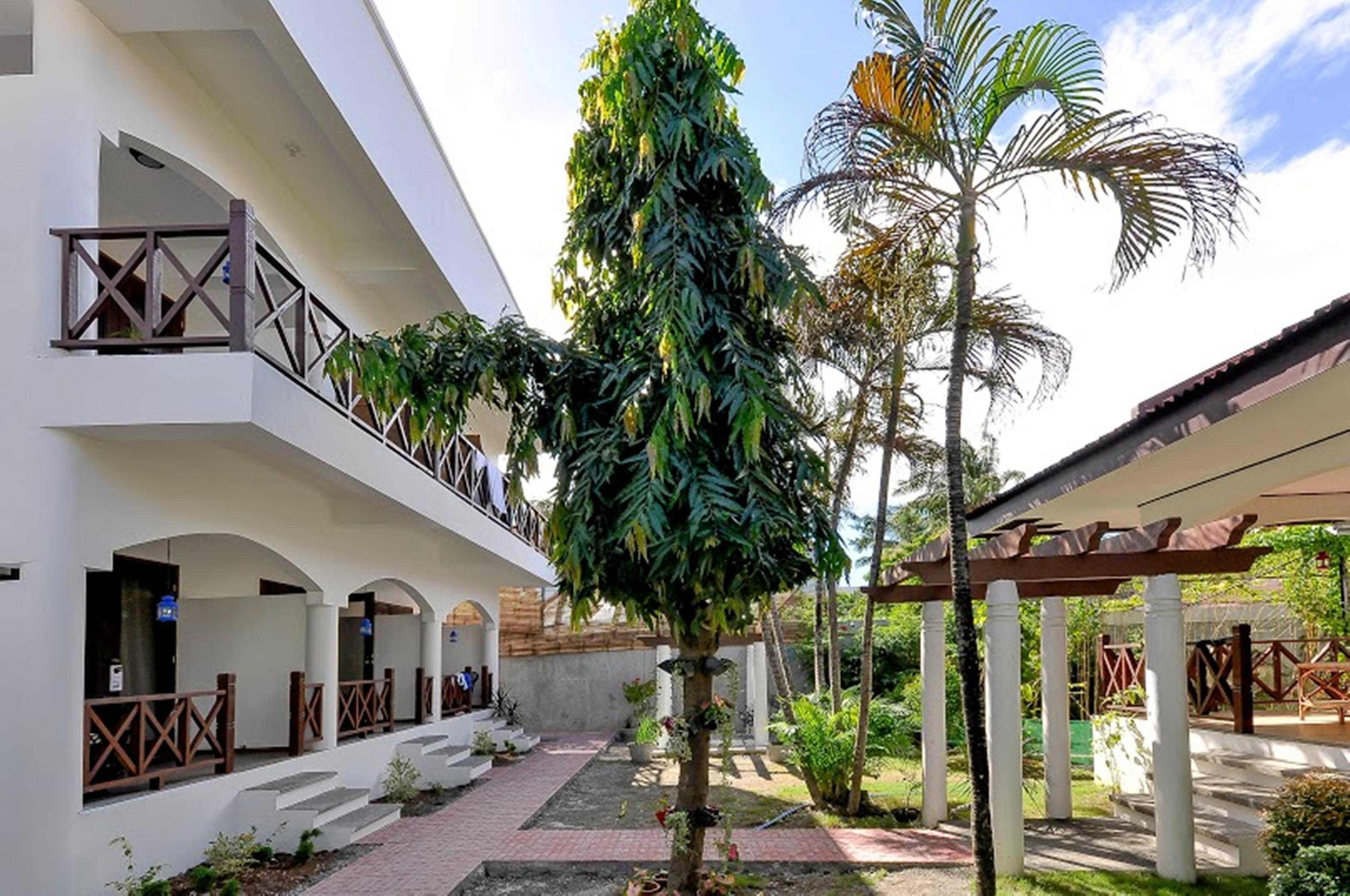 Nirvana Beach Resort Balabag  Eksteriør bilde