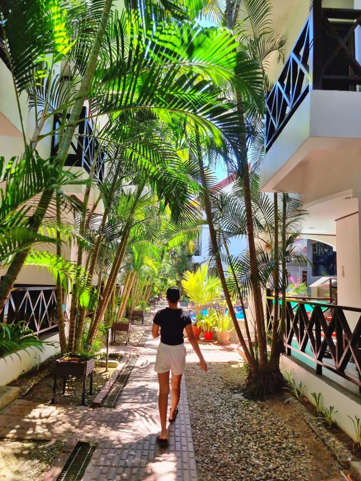 Nirvana Beach Resort Balabag  Eksteriør bilde